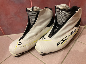Лыжные ботинки fischer no EU40