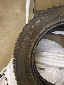 Naastrehvid Dayton 185/65 R15 (2 foto / 5)