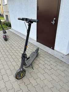 Ninebot Kickscooter MAX G2 (2 foto / 3)