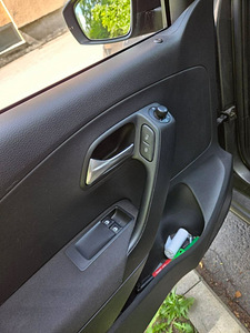 VOLKSWAGEN POLO (9 foto / 14)