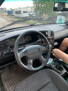 Volkswagen Passat B4 1.9tdi (6 foto / 6)