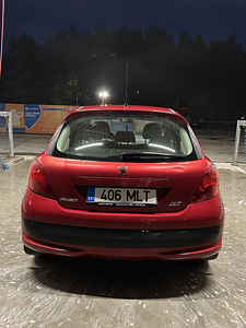 Аренда авто (2 фото из 4)