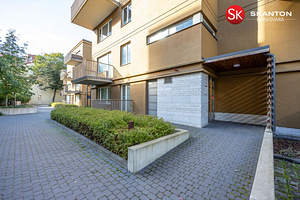 C. R. Jakobsoni tn 7, Kesklinna, Tallinn, Harjumaa (2 foto / 41)