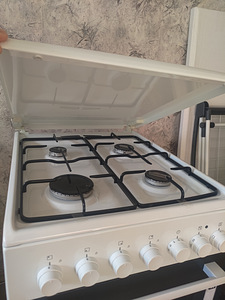 Газовая плита Electrolux (3 фото из 4)