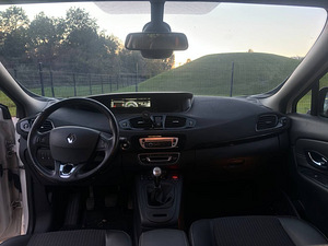 Renault grand scenic 3 (7 foto / 9)