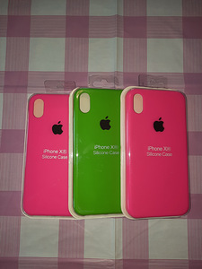 Чехол на iPhone XR (1 фото из 1)