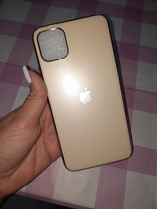 Чехол на iphone 11pro max (4 фото из 5)