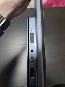 Acer SpatialLabs View ASV15-1B (3 foto / 9)