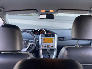 Toyota Verso 2011 a. (7 foto / 9)