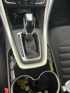 Ford mondeo (8 foto / 12)