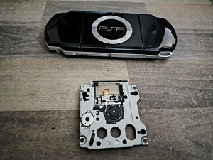 Playstation Portable PSP 2000 (3 foto / 8)