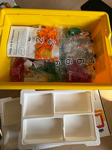 LEGO Education Spike Essential (3 foto / 4)