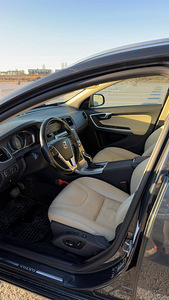 Volvo v 60 (5 фото из 10)