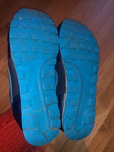Tossud nike 34 suurus (8 foto / 8)