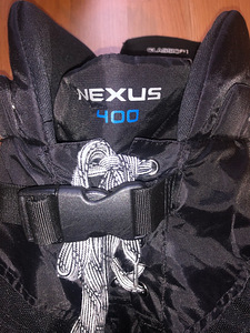 Bauer Nexus 400 hokipüksid, Jr. M (2 foto / 4)
