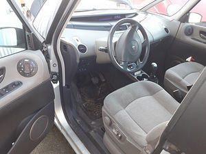 Renault Espace 3.0dci 130kw,1.9dci 2004a. Kasutatud varuosad (2 foto / 3)