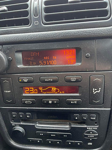 Peugeot 406 2.0 80kw Diisel (8 foto / 8)