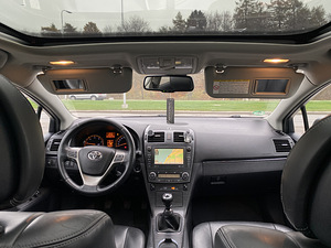 Toyota Avensis t27 2.2 110 kWt D4D (1 foto / 15)
