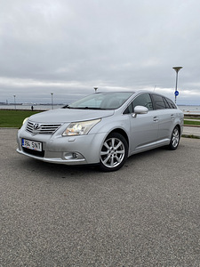 Toyota Avensis t27 2.2 110 kWt D4D (2 foto / 15)