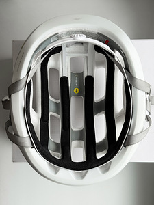 POC Ventral Air MIPS L 56-61 jalgrattakiiver (7 foto / 7)