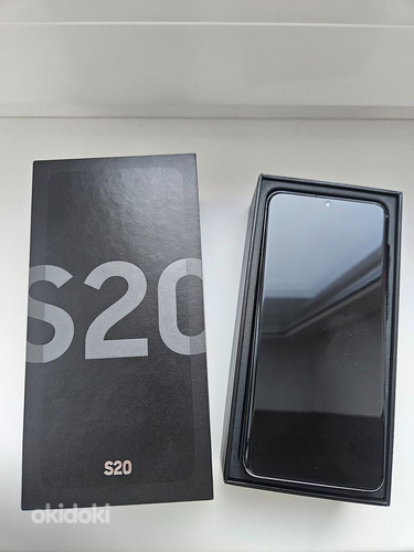 Samsung Galaxy S20 128 ГБ (фото #2)