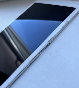 Планшет Sony Xperia z3 compact tab 8” 4G (3 фото из 10)