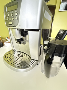 Delonghi Magnifica Pronto Cappuccino (2 foto / 4)