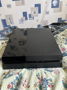 PlayStation 4 (2 фото из 2)