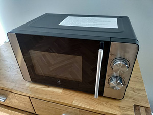 House MW2720S (1 foto / 2)