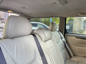 Volvo v70 2.4 disel 2004 (12 foto / 15)