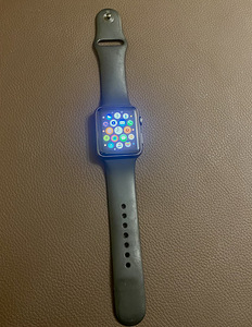 Apple Watch 42 mm (2 foto / 7)