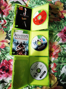 XBOX 360 konsool + 2 puldid + 3 mängud (3 foto / 3)