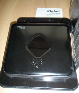 РОБОТ ДЛЯ МЫТЬЯ ПОЛОВ IROBOT BRAAVA 380T (2 фото из 3)