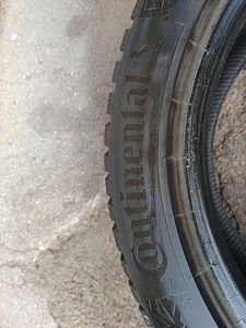 215/50R17 Continental IceContakt3 6mm (3 foto / 5)