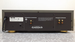 Vanakooli tippklassi kassettdekk Teac V-8030S puldiga (6 foto / 10)