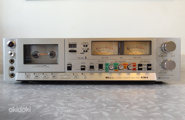 Винтажная кассетная дека Aiwa AD-6700E (фото #2)
