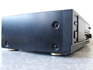 Vanakooli kolmepealine kassettdekk Teac V-870 (3 foto / 9)