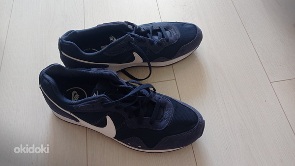 Uus Nike Venture Runner, 45