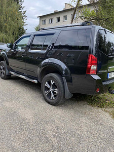 Nissan Pathfinder 2.5 148kv (5 foto / 10)