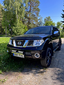Nissan Pathfinder 2.5 148kv (2 foto / 10)
