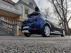 SEAT Leon 2.0tdi (3 foto / 4)