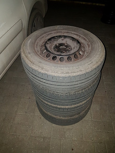 Audi plekkveljed koos rehvidega 15" (2 foto / 3)