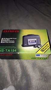 Aiwa кассетный плеер (3 фото из 3)