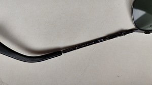Солнечные очки Ray-Ban оригинал (2 фото из 2)