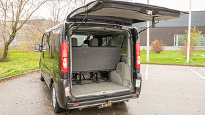 OPEL VIVARO (11 фото из 12)