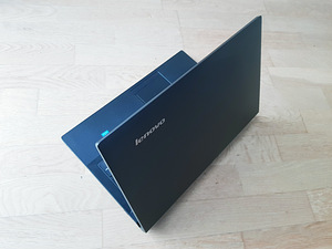 Lenovo B590 (6 фото из 8)