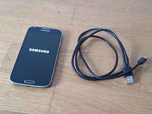 Samsung Galaxy S4 (3 foto / 7)