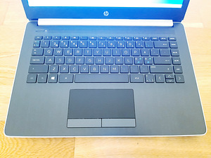 HP Notebook 14 - AMDgen7/8GB/SSD256GB/RadeonR3 (3 foto / 9)