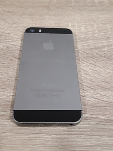 Apple iPhone 5S 16GB (6 foto / 6)
