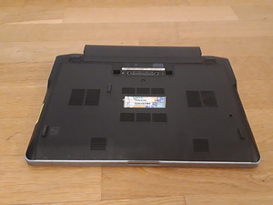 Dell Latitude E6230 i5-gen3/12GB/SSD500GB (8 foto / 8)